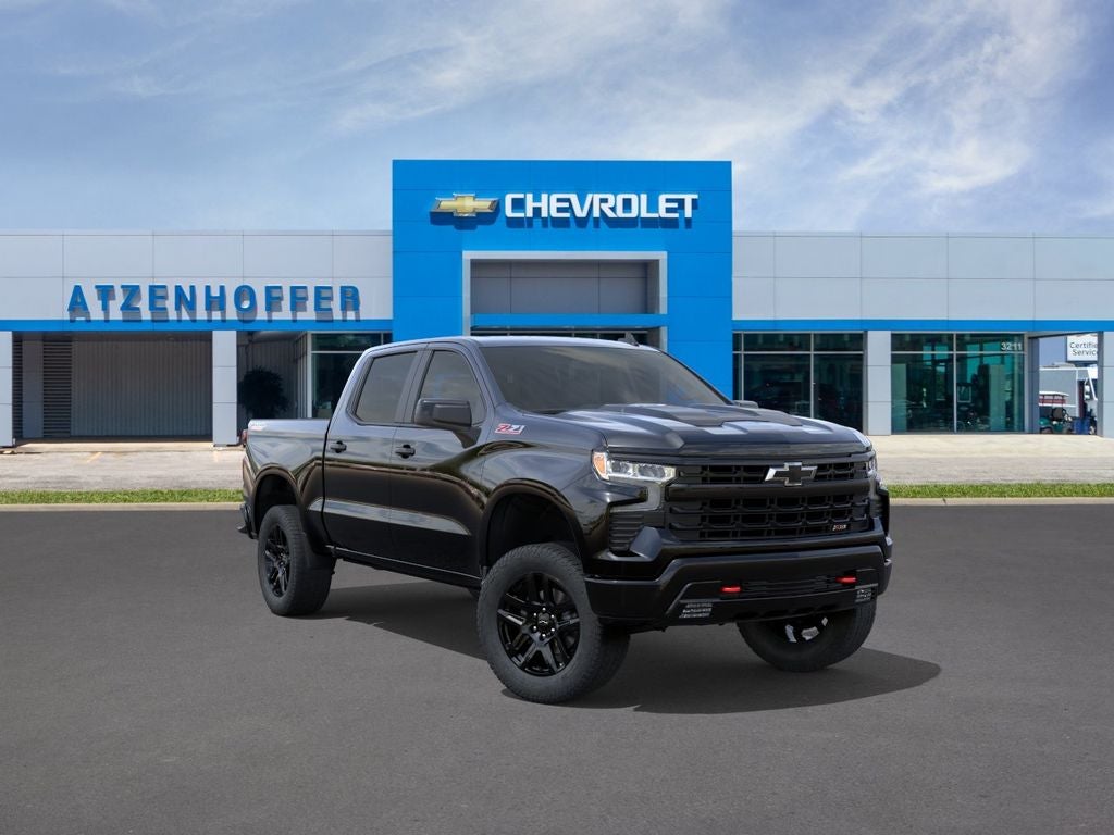 2026 Chevrolet Silverado 1500 LT Trail Boss in Black — front three-quarter view